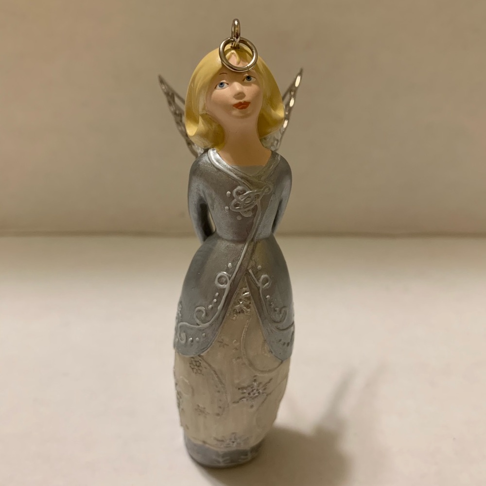Hallmark 2005 Joyful Tidings Angel ARIANNE